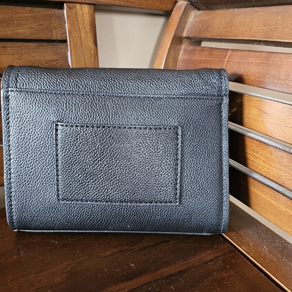 Michael Kors Mini Pebbled Leather Crossbody Bag! EUC! - Picture 5 of 11